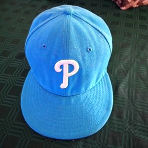 New Era vintage Phillies hat with super rare colorway.